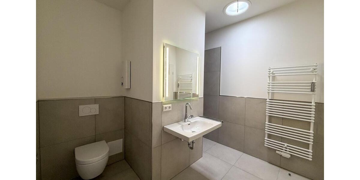Erdgeschoßwohnung Wegberg - 5 Zimmer, 149 m&sup2;, 1.500&euro; | Angebot:26286335