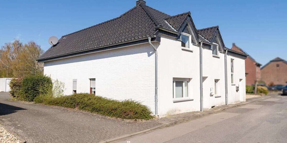 Einfamilienhaus Wegberg-Holtum Holtum - 8 Zimmer, 155 m&sup2;, 245.000&euro; | Angebot:25923290