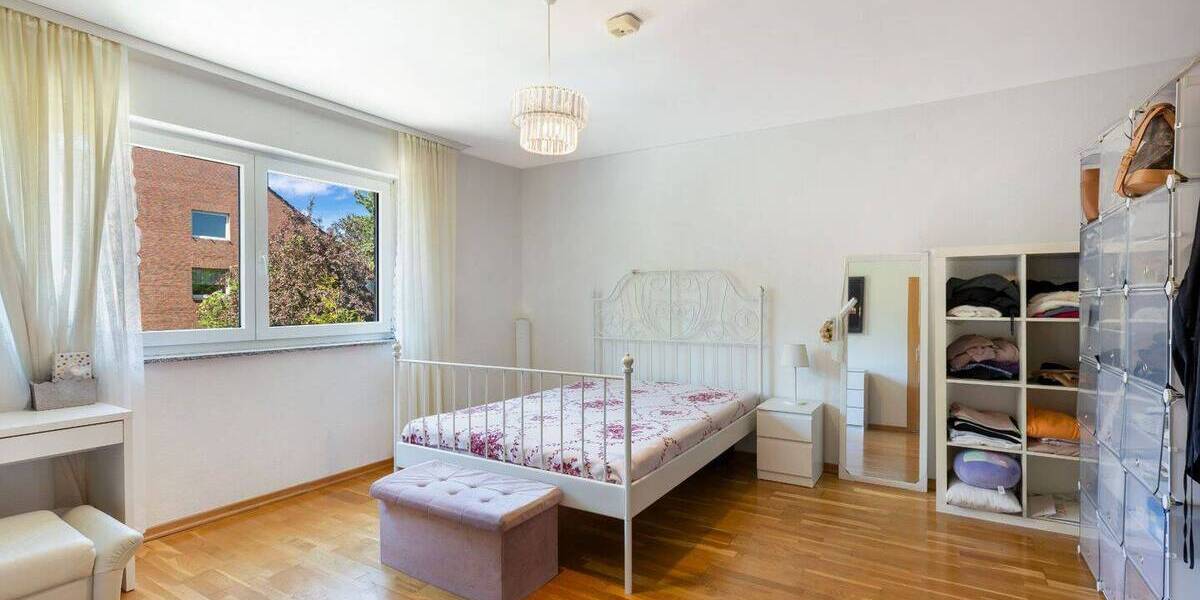 Mehrfamilienhaus, Wohnhaus Neuss Uedesheim - 1 Zimmer, 239 m&sup2;, 1.350.000&euro; | Angebot:26841932