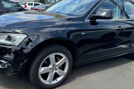 Audi Q5 170.000 km 17.500 &euro; Düsseldorf 40215