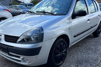 Renault Clio 83.000 km 1.999 &euro; Rheurdt 47509