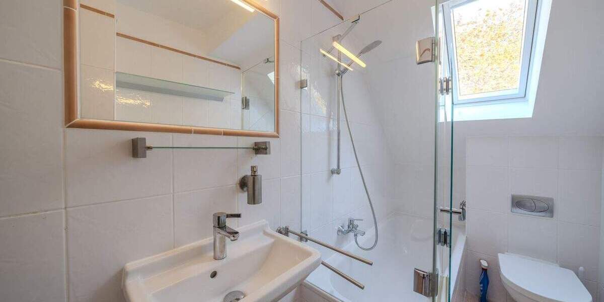 Etagenwohnung Düsseldorf Düsseltal - 6 Zimmer, 166 m&sup2;, 1.088.000&euro; | Angebot:25732734