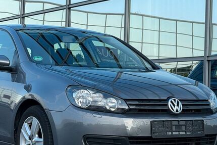 VW Golf 141.557 km 6.490 &euro; Mönchengladbach 41068