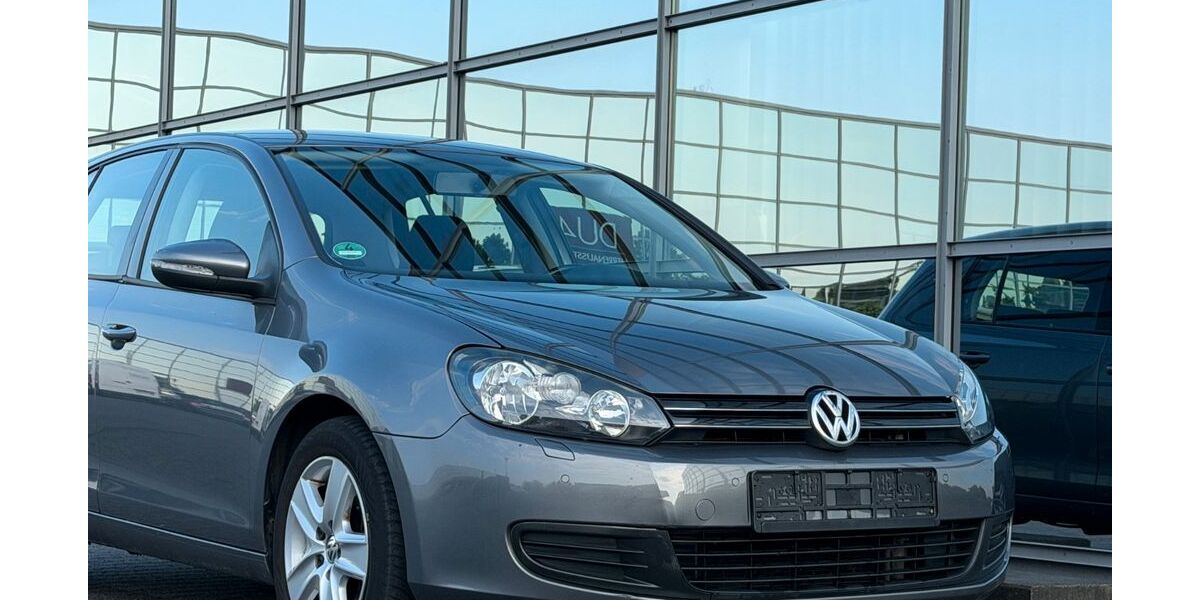 VW Golf 141.557 km 6.490 &euro; Mönchengladbach 41068