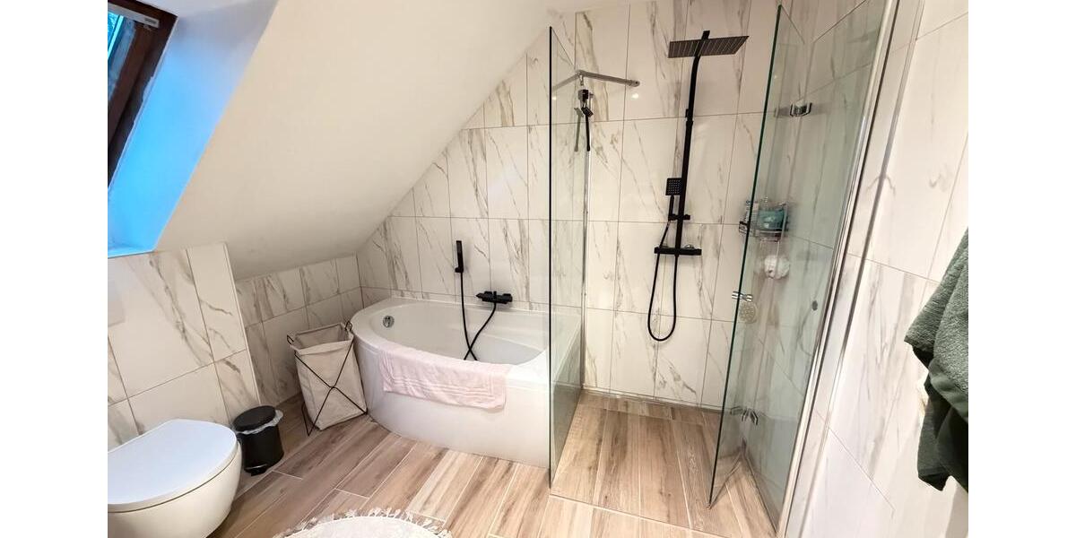 Maisonettenwohnung Wassenberg - 4 Zimmer, 120 m&sup2;, 1.080&euro; | Angebot:25611921