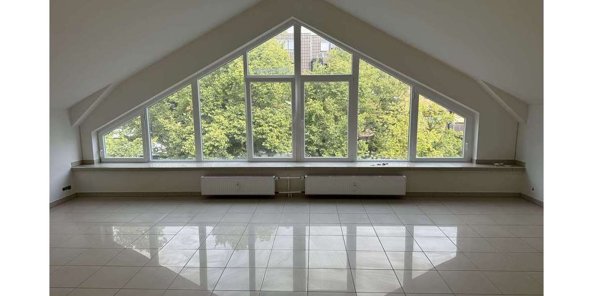 Etagenwohnung Neuss Innenstadt - 1 Zimmer, 50 m&sup2;, 450&euro; | Angebot:26917197