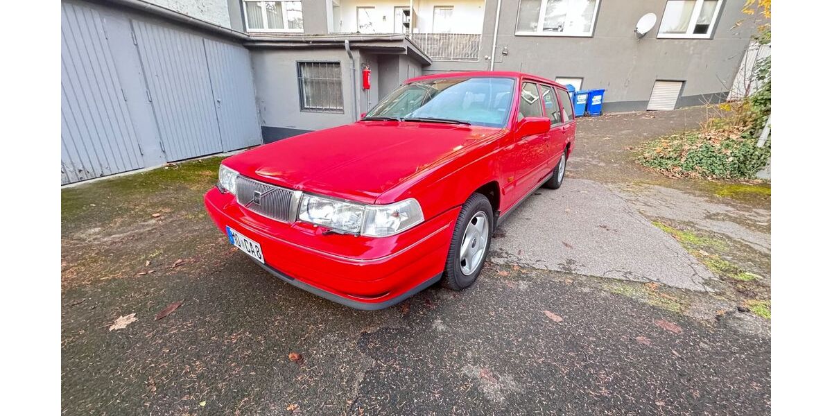 Volvo 960 308.000 km 5.300 &euro; Mönchengladbach 41061
