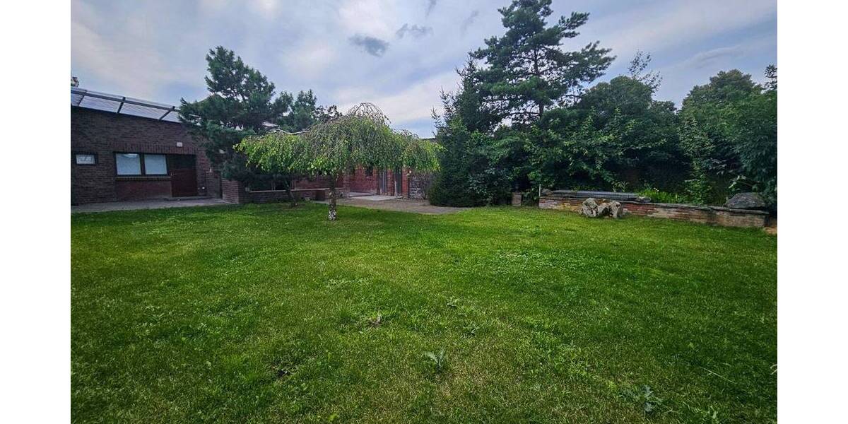 Einfamilienhaus Viersen Rahser - 8 Zimmer, 240 m&sup2;, 250.000&euro; | Angebot:26644037