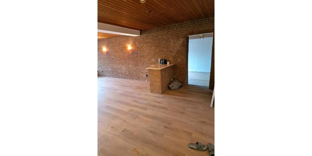 Erdgeschoßwohnung Düsseldorf Stadtbezirk 6 - 4 Zimmer, 110 m&sup2;, 1.600&euro; | Angebot:25972372