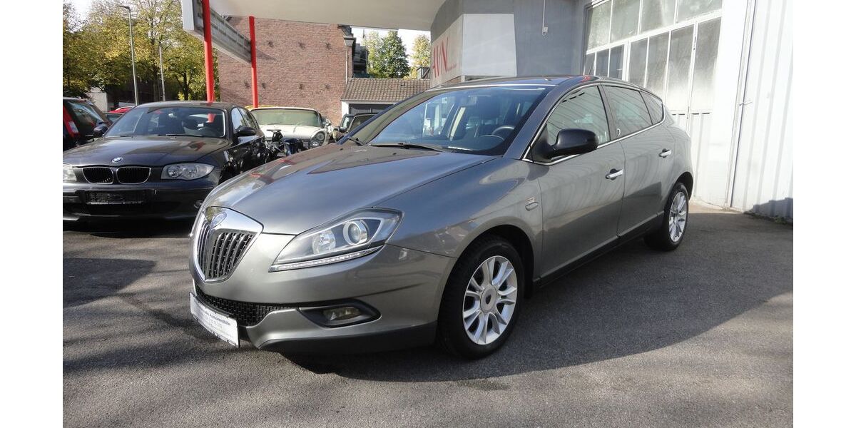 Lancia Delta 167.000 km 4.900 &euro; Neuss 41462