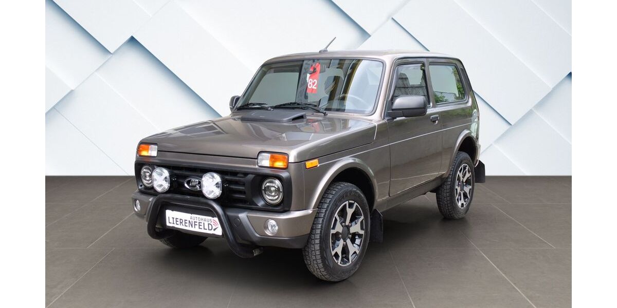 Lada Niva 73.874 km 12.490 &euro; Düsseldorf 40231