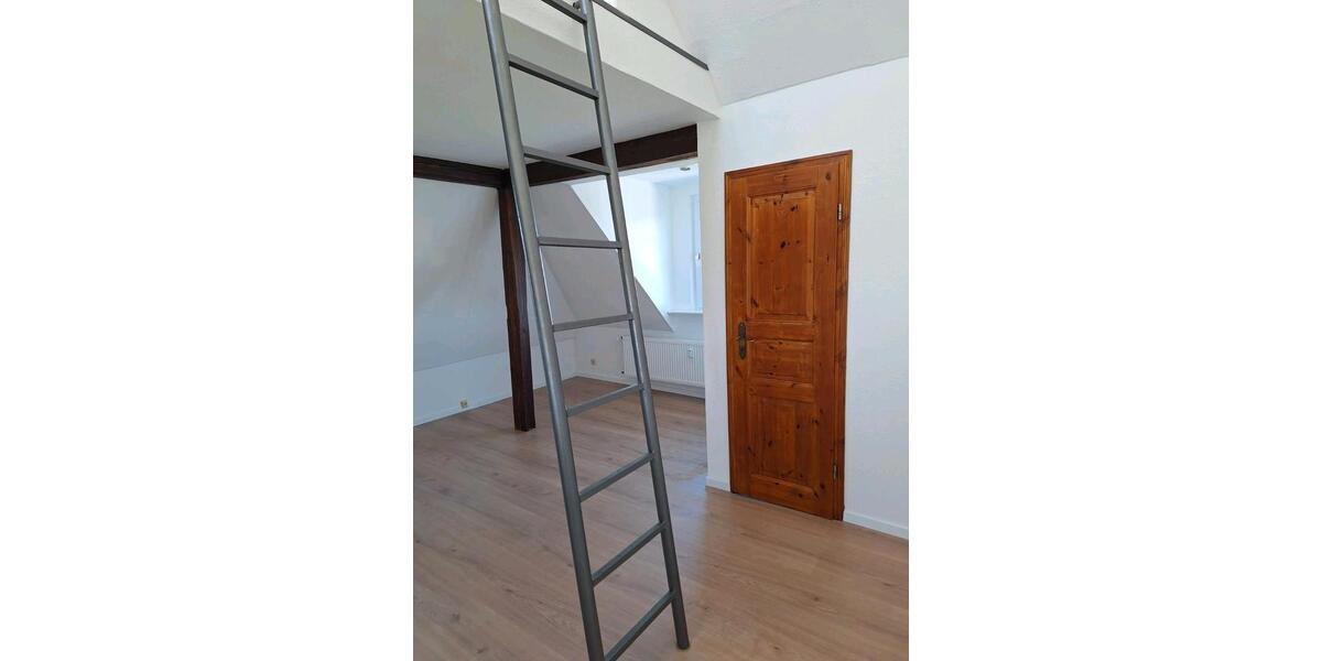 Dachgeschoßwohnung Wassenberg - 1 Zimmer, 35 m&sup2;, 450&euro; | Angebot:26618843
