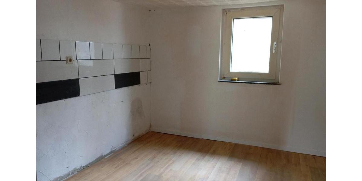 Einfamilienhaus Wegberg - 5 Zimmer, 120 m&sup2;, 140.000&euro; | Angebot:26623427