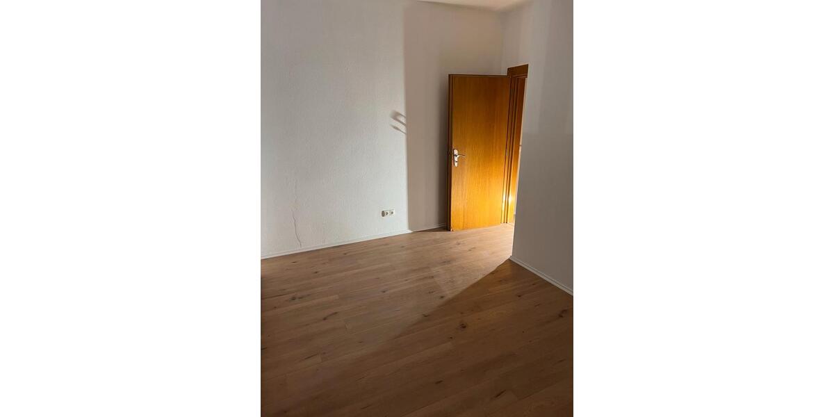 Erdgeschoßwohnung Heinsberg - 4 Zimmer, 120 m&sup2;, 1.100&euro; | Angebot:26610428