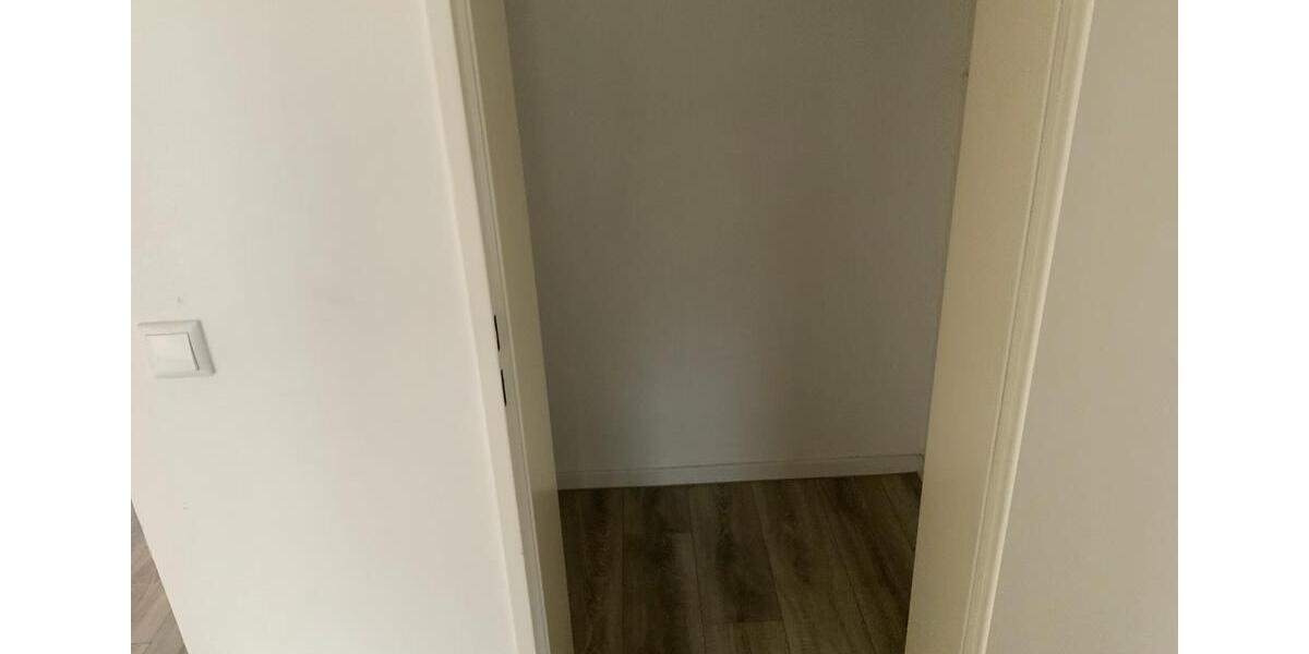 Etagenwohnung Brüggen - 3 Zimmer, 76 m&sup2;, 1.000&euro; | Angebot:25571174