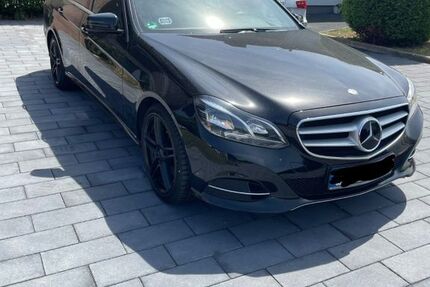 Mercedes-Benz E 250 132.650 km 15.700 &euro; Moers 47447