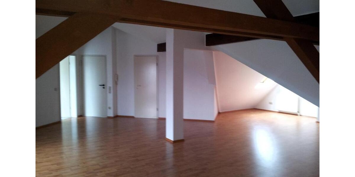Dachgeschoßwohnung Wegberg - 2 Zimmer, 70 m&sup2;, 695&euro; | Angebot:25102251