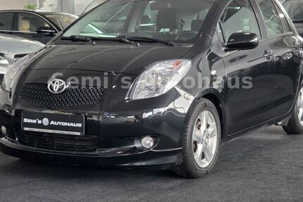 Toyota Yaris 129.855 km 4.300 &euro; Mönchengladbach 41238