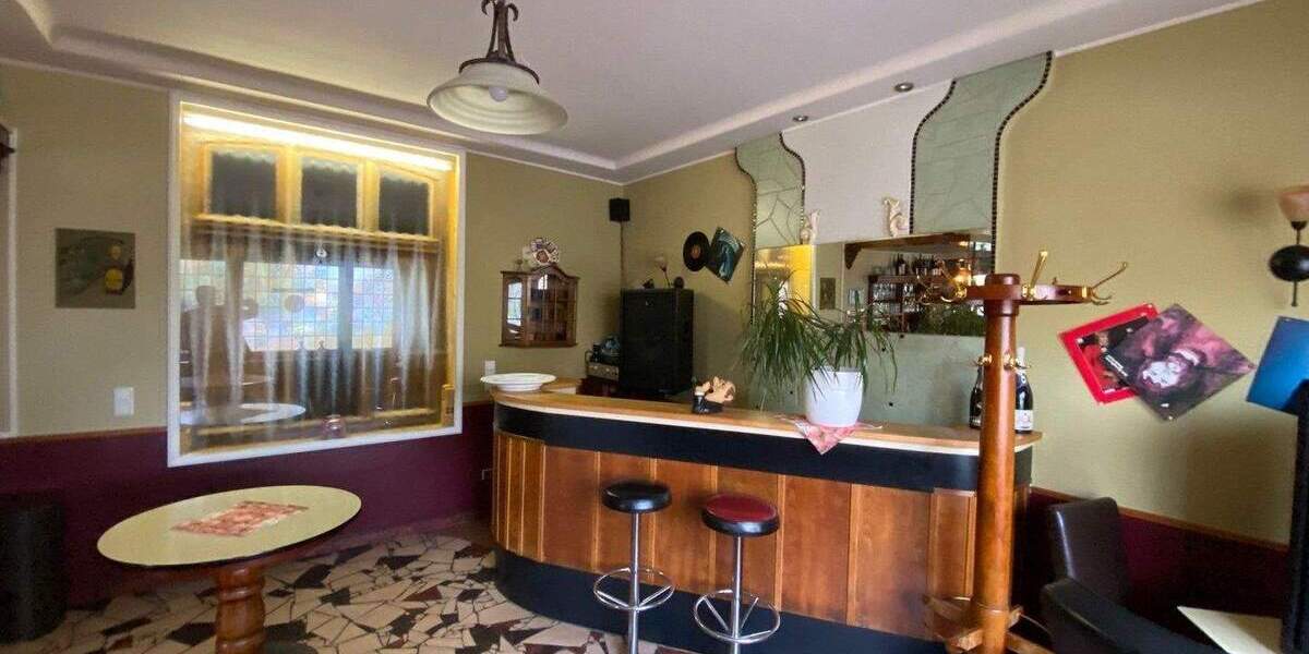 Mehrfamilienhaus, Wohnhaus Krefeld Hüls - 4 Zimmer, 95 m&sup2;, 420.000&euro; | Angebot:25774979