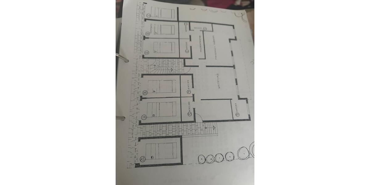 Dachgeschoßwohnung Mönchengladbach West - 4 Zimmer, 250.000&euro; | Angebot:24494844