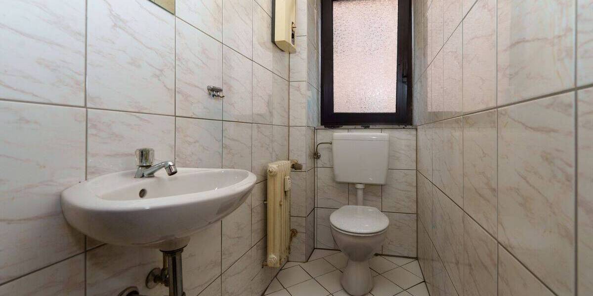 Etagenwohnung Neuss Rosellen - 3 Zimmer, 72 m&sup2;, 215.000&euro; | Angebot:26657260