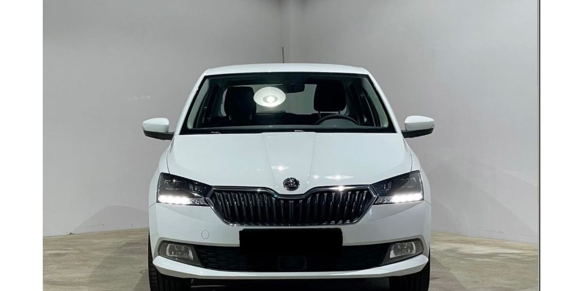 Skoda Fabia 98.500 km 9.900 &euro; Viersen 41747