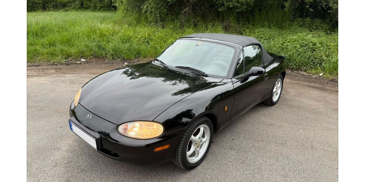 Mazda MX-5 96.666 km 7.000 &euro; Mönchengladbach 41236