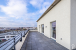 Wohnen in hochwertigem Ambiente mit internationalem Flair. Möblierte 2 Zimmer-Dachterrassen-Wohnung - Einfamilienhaus Düsseldorf Heerdt | Angebot:26645368