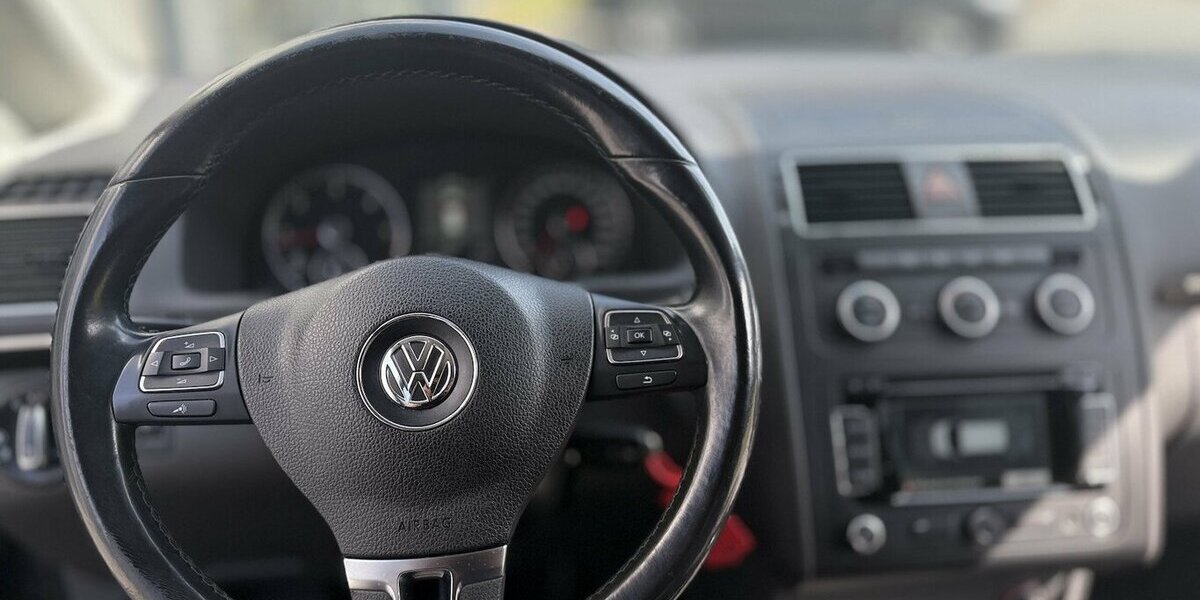 VW Touran Highline / Navi / 7 Sitze / Klima / AHK 255.000 km 7.190 &euro; Mönchengladbach 41066