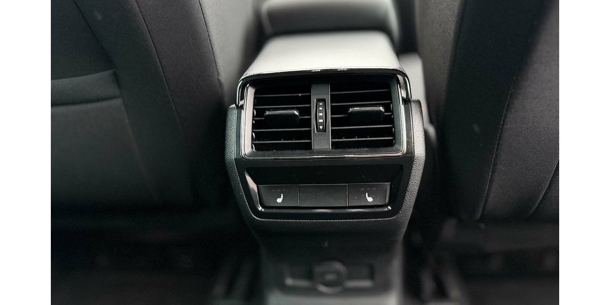 Skoda Karoq Clever/ Kamera / Virtual Cockpit / Keyless 36.000 km 25.400 &euro; Mönchengladbach 41066