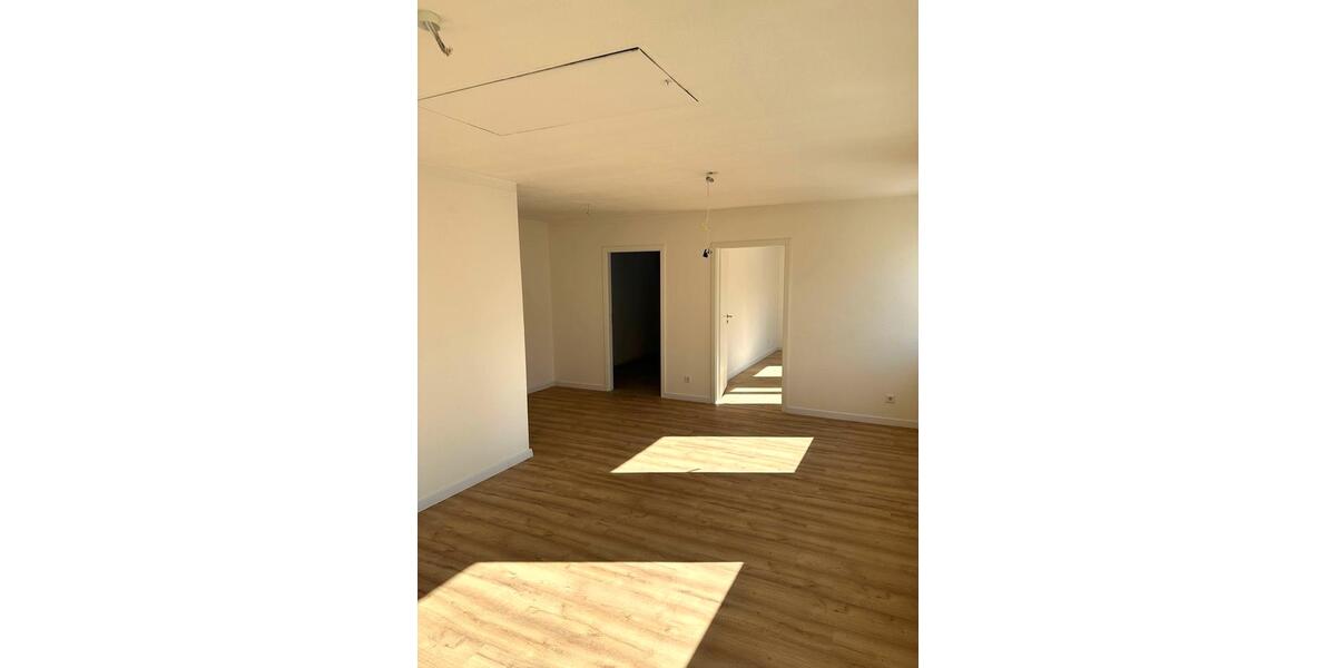 Maisonettenwohnung Krefeld Fischeln - 3 Zimmer, 100 m&sup2;, 900&euro; | Angebot:25865882
