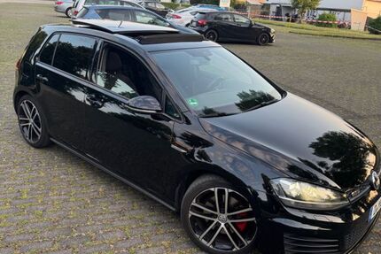 VW Golf 136.500 km 16.300 &euro; Düsseldorf 40597