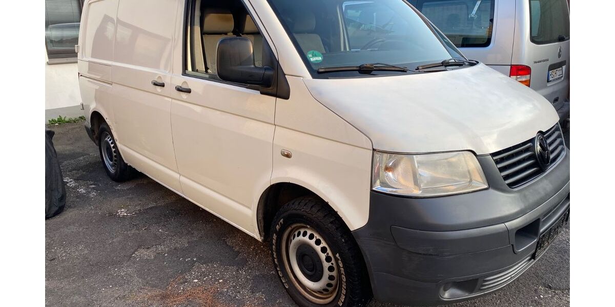 VW T5 Transporter 292.000 km 3.900 &euro; Wegberg 41844