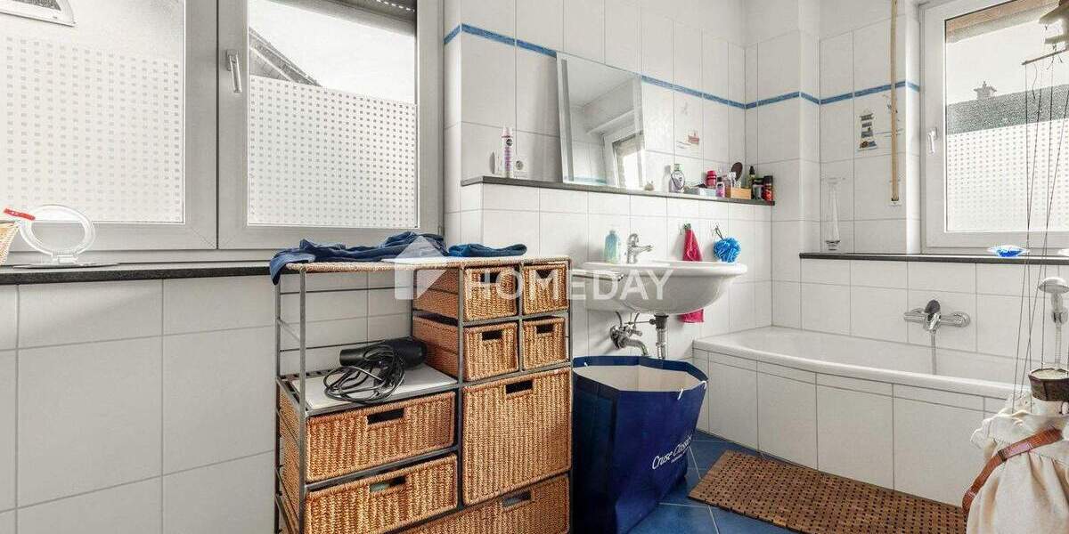 Einfamilienhaus Neuss Holzheim - 7 Zimmer, 253 m&sup2;, 899.000&euro; | Angebot:25694090