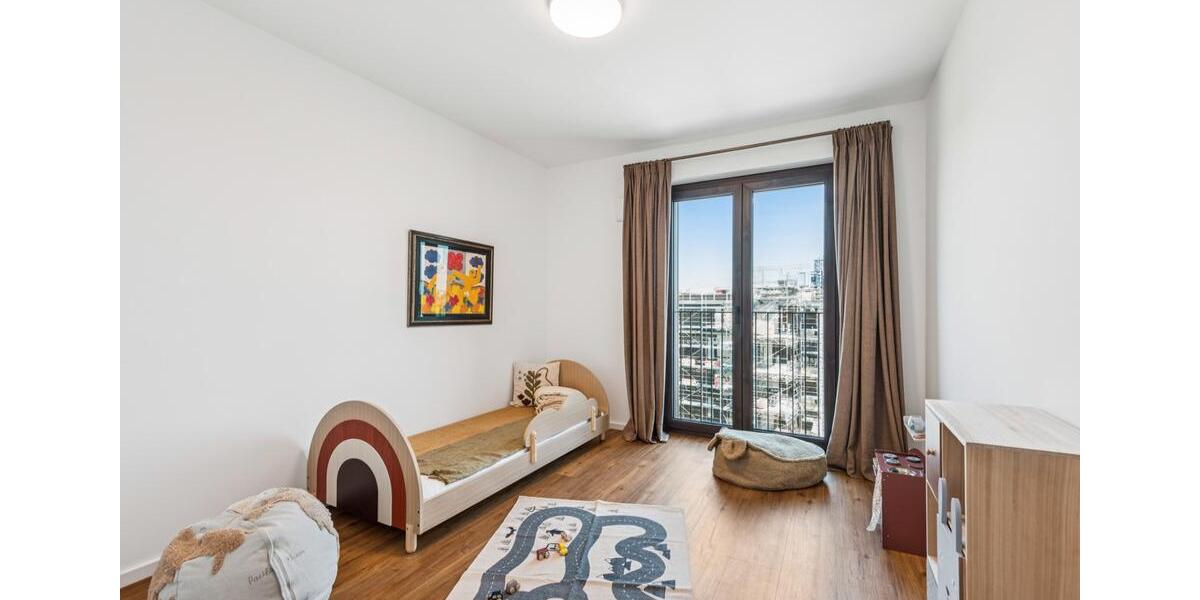 Erdgeschoßwohnung Düsseldorf Stadtbezirk 5 - 5 Zimmer, 131 m&sup2;, 2.630&euro; | Angebot:26548243