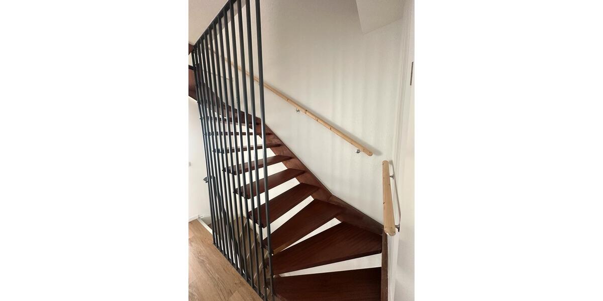 Reihenhaus Erkelenz - 5 Zimmer, 130 m&sup2;, 1.400&euro; | Angebot:25844197