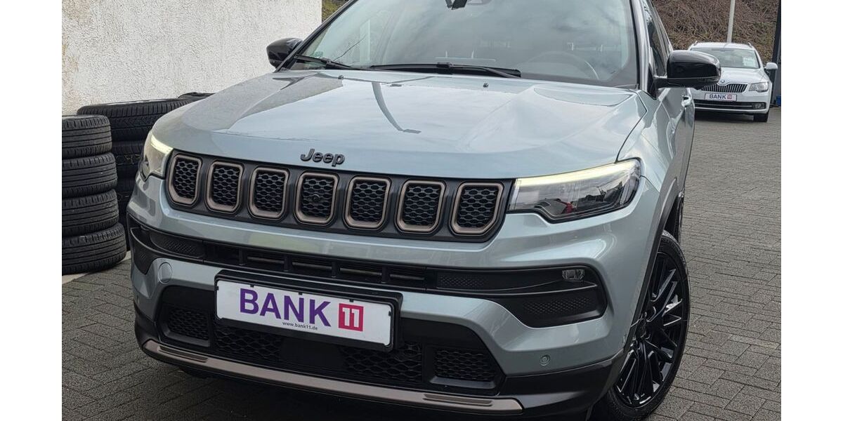 Jeep Compass 44.475 km 21.998 &euro; Mönchengladbach 41063