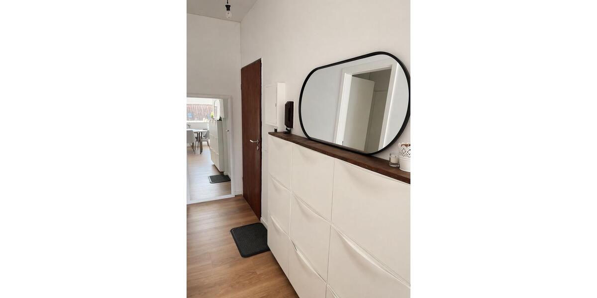 Dachgeschoßwohnung Moers - 2.5 Zimmer, 67 m&sup2;, 195.000&euro; | Angebot:26051235