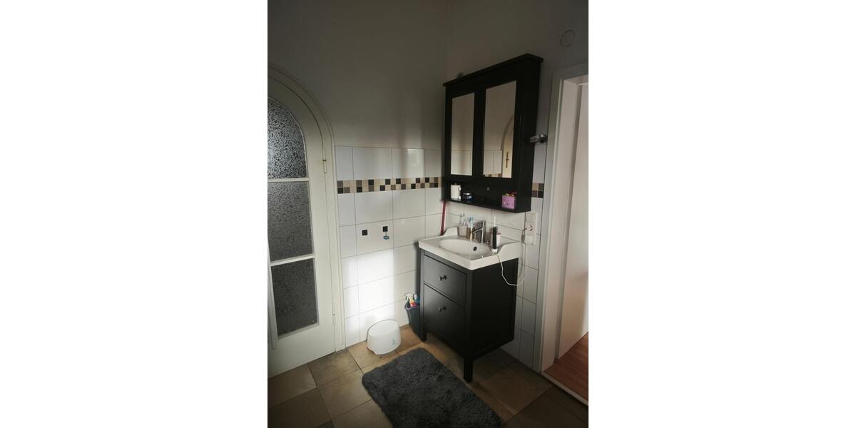 Etagenwohnung Mönchengladbach - 3 Zimmer, 110 m&sup2;, 1.100&euro; | Angebot:26019133
