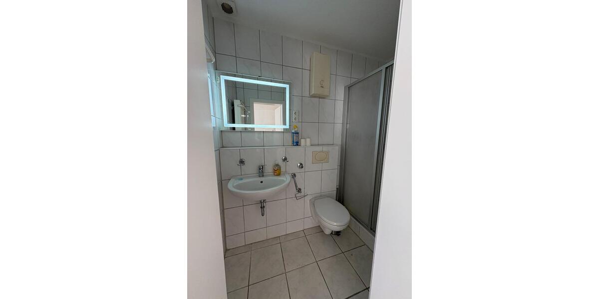 Erdgeschoßwohnung Mönchengladbach Nord - 1 Zimmer, 35 m&sup2;, 470&euro; | Angebot:25942471
