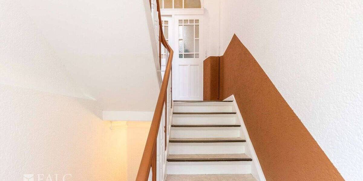 Mehrfamilienhaus, Wohnhaus Krefeld Stadtmitte - 1 Zimmer, 384 m&sup2;, 699.999&euro; | Angebot:26081937