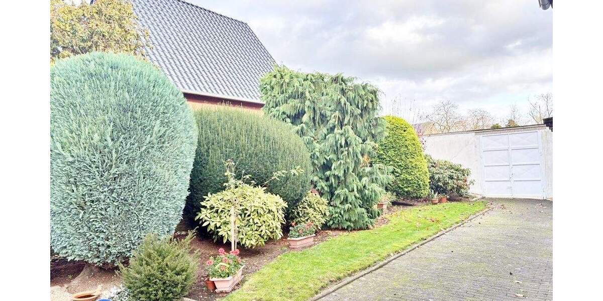 Einfamilienhaus Wegberg / Moorshoven Moorshoven - 8 Zimmer, 287 m&sup2;, 295.000&euro; | Angebot:25665589