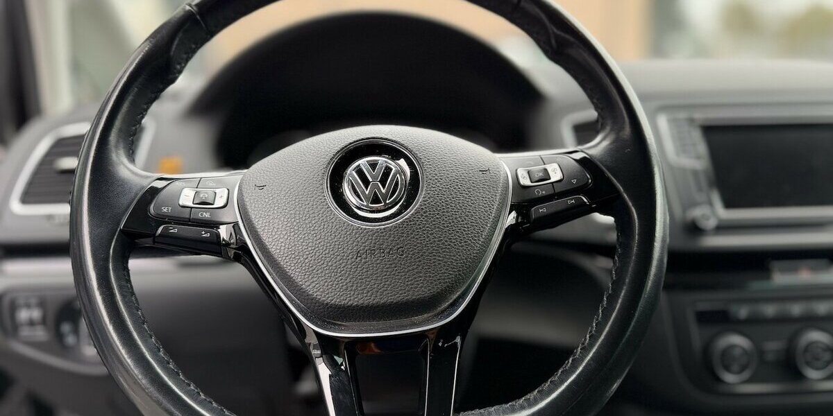 VW Sharan Sound / EL.Türe / Carplay / Kamera / DAB 113.657 km 24.590 &euro; Mönchengladbach 41066