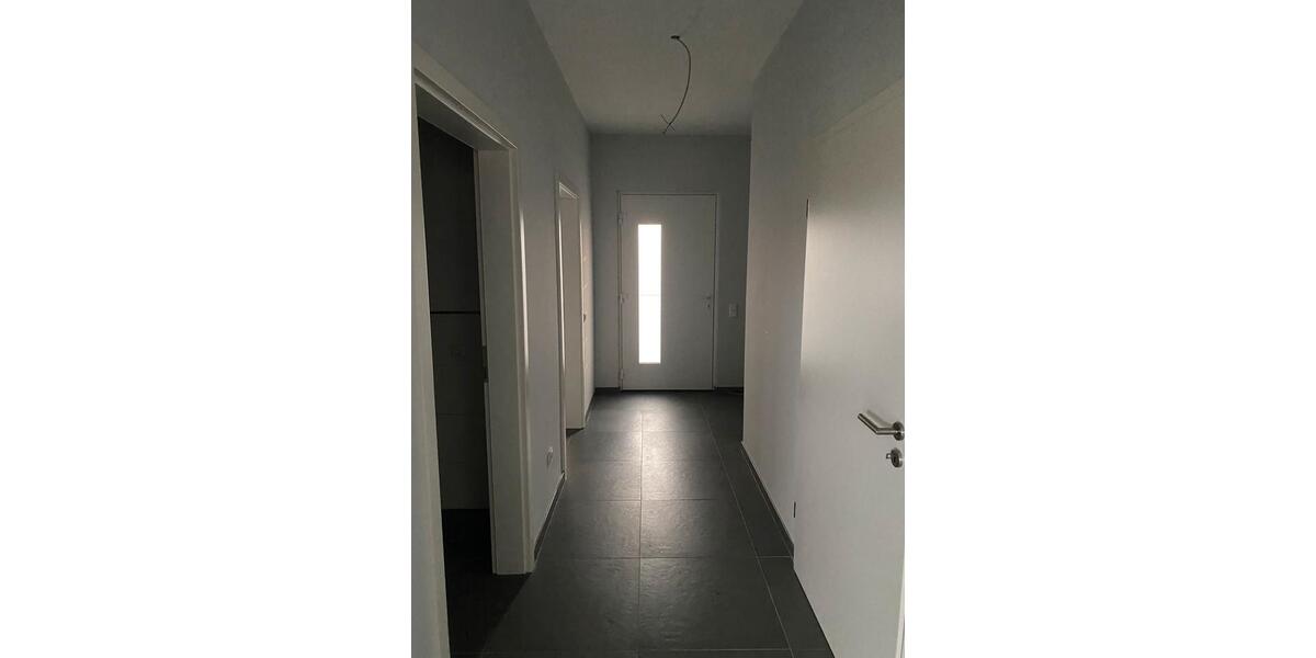 Erdgeschoßwohnung Erkelenz - 2 Zimmer, 70 m&sup2;, 1.100&euro; | Angebot:25653936