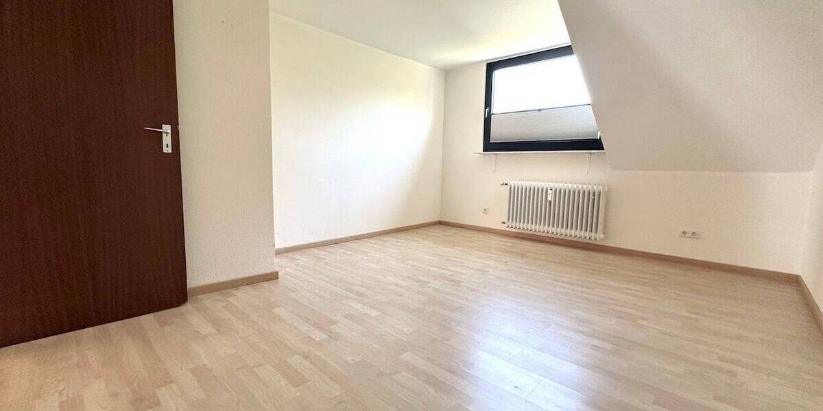 Etagenwohnung Neuss Rosellen - 3 Zimmer, 77 m&sup2;, 249.000&euro; | Angebot:26819912