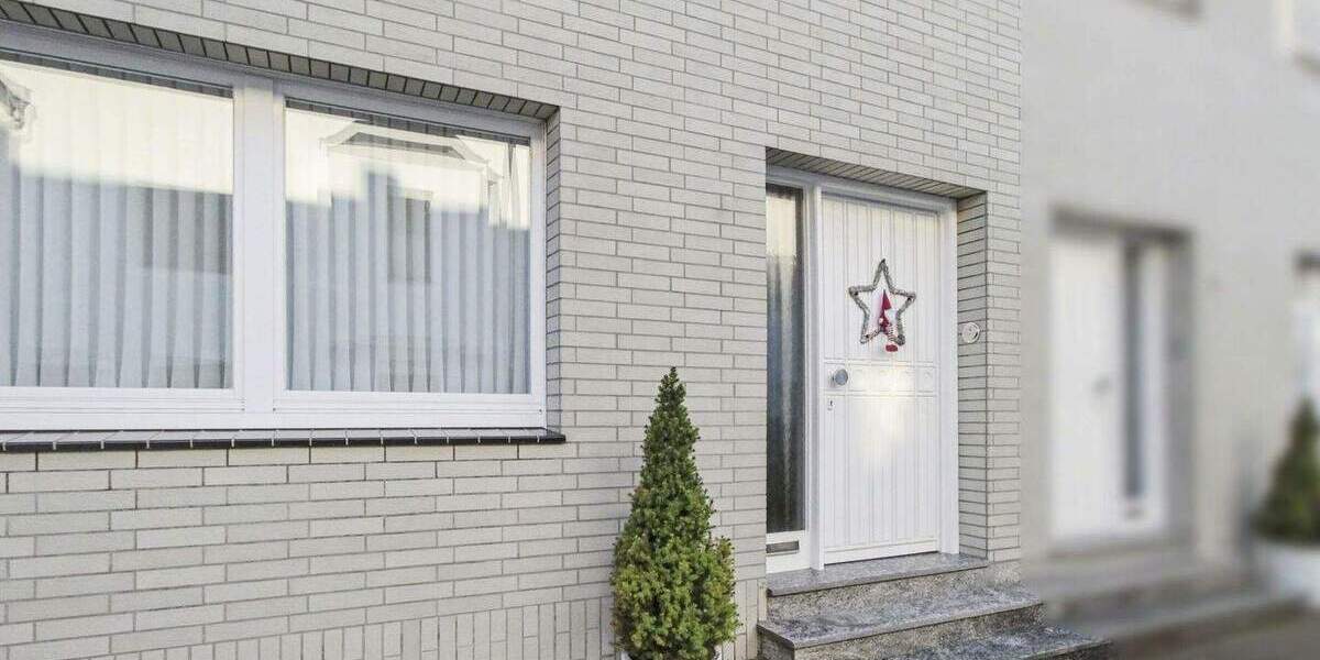 Reihenmittelhaus Moers Hülsdonk - 5 Zimmer, 137 m&sup2;, 375.000&euro; | Angebot:25846006