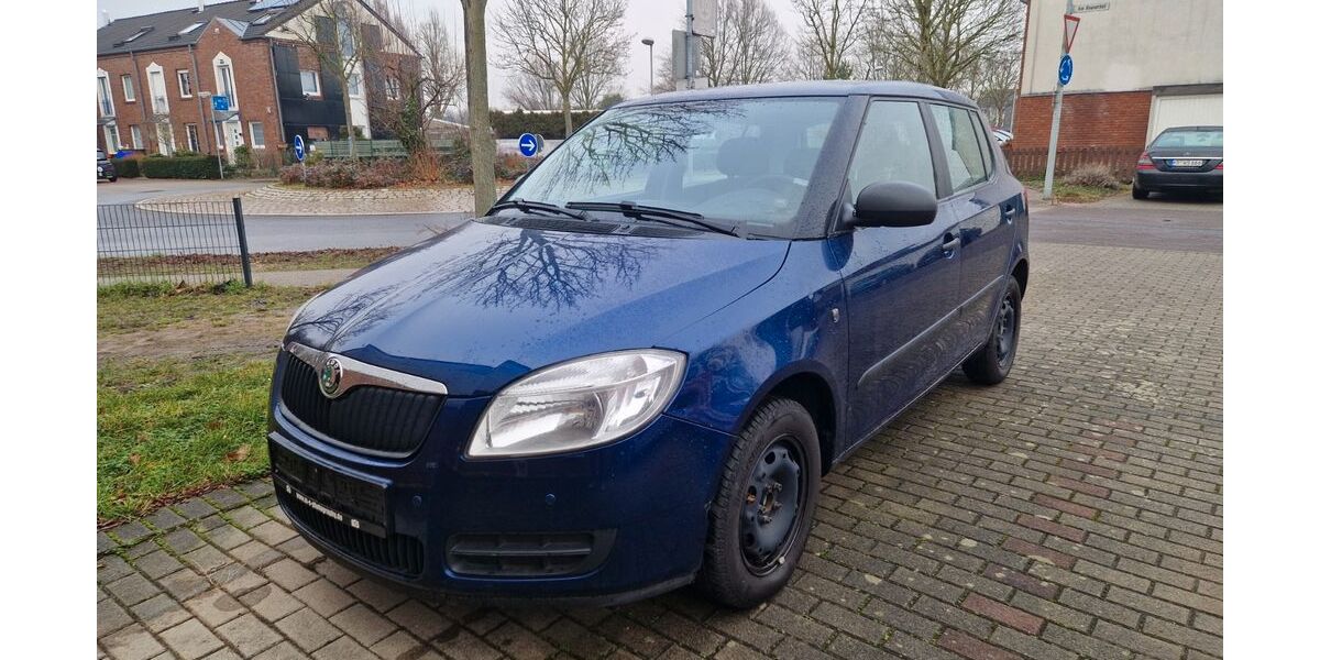 Skoda Fabia 185.201 km 1.749 &euro; Krefeld 47803