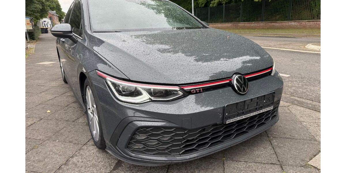 VW Golf 151.000 km 22.000 &euro; Mönchengladbach - Odenkirchen 41199