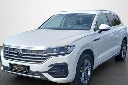 VW Touareg 29.479 km 51.290 &euro; Viersen 41751