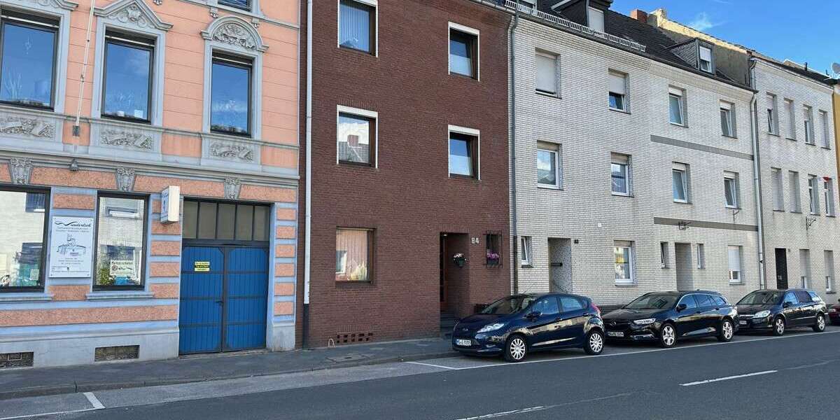 Einfamilienhaus Mönchengladbach West - 11 Zimmer, 217 m&sup2;, 245.000&euro; | Angebot:26087375